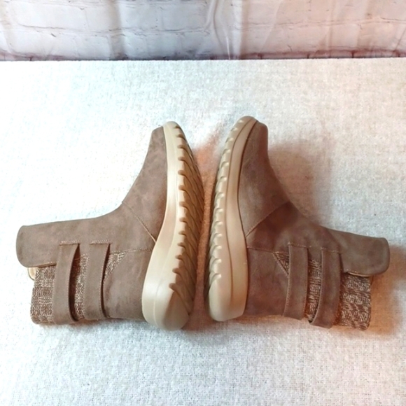 Andrea Tan Textile Light Ankle Boots 8M New - Picture 9 of 10